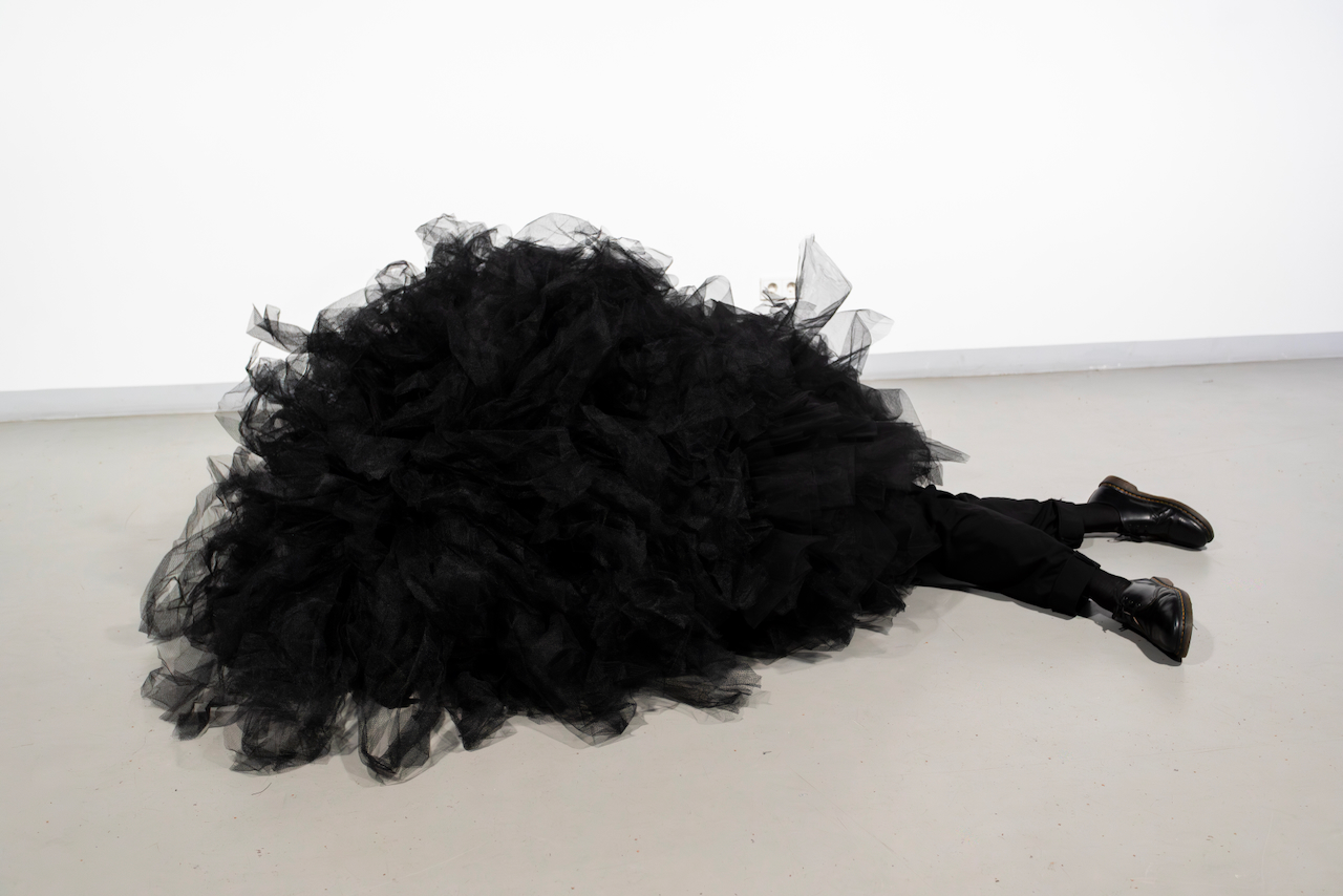 Tales Frey, "TuTuFruFru", 2025.